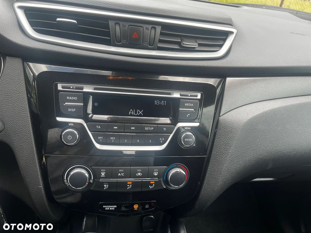 Nissan Qashqai 1.2 DIG-T Acenta - 25
