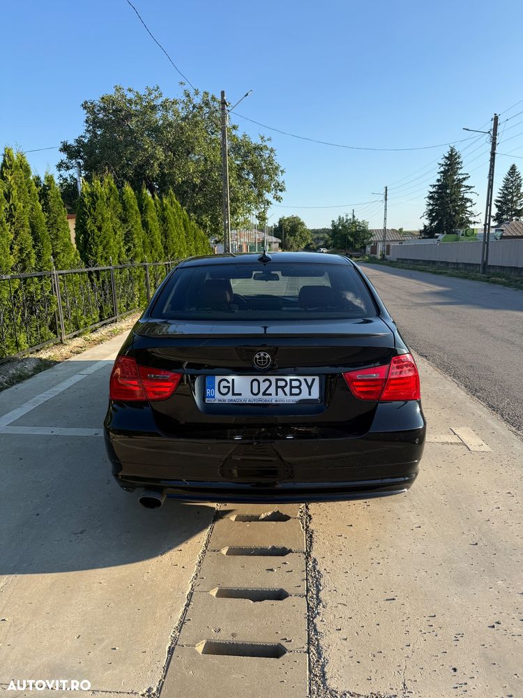 BMW Seria 3 318d - 7