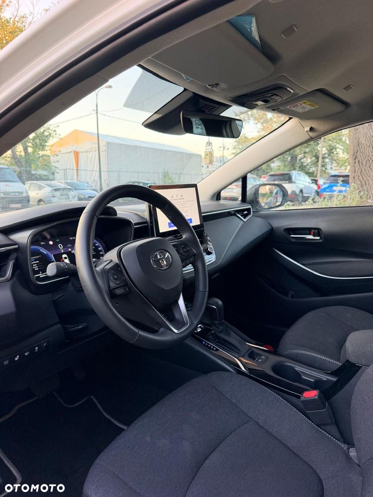 Toyota Corolla 1.8 Hybrid Comfort - 18