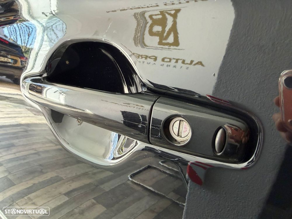 Mitsubishi Outlander 2.0 Instyle Navi - 31