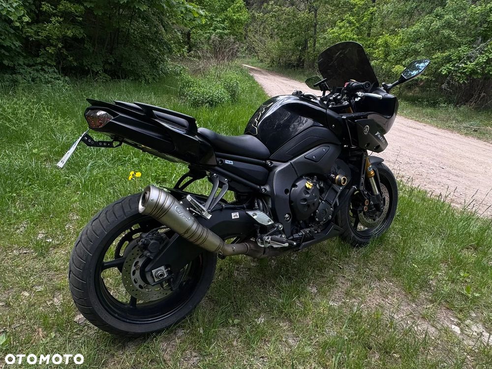 Yamaha FZ8 - 9