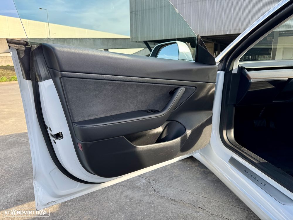 Tesla Model 3 Standard Range Plus RWD - 40