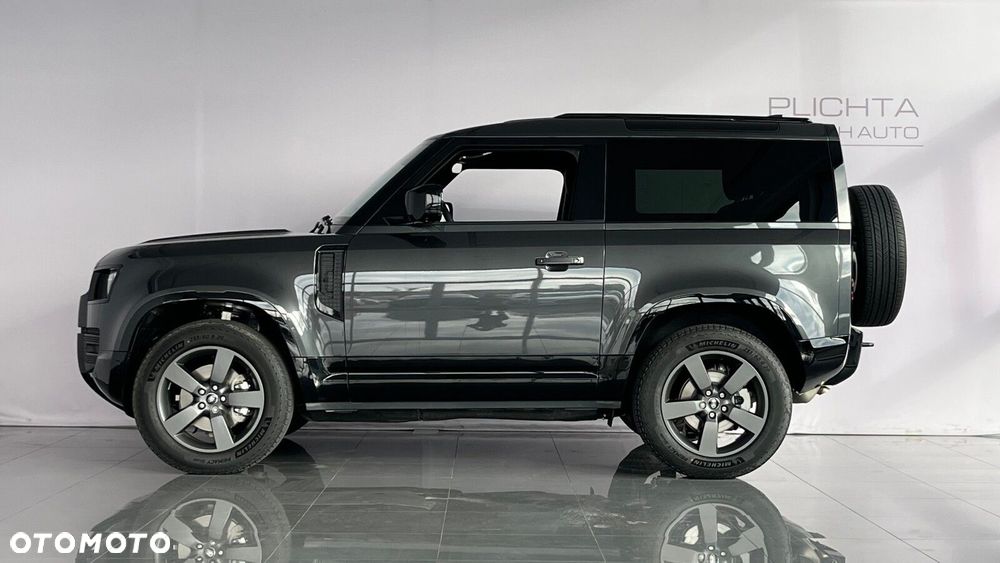 Land Rover Defender - 5