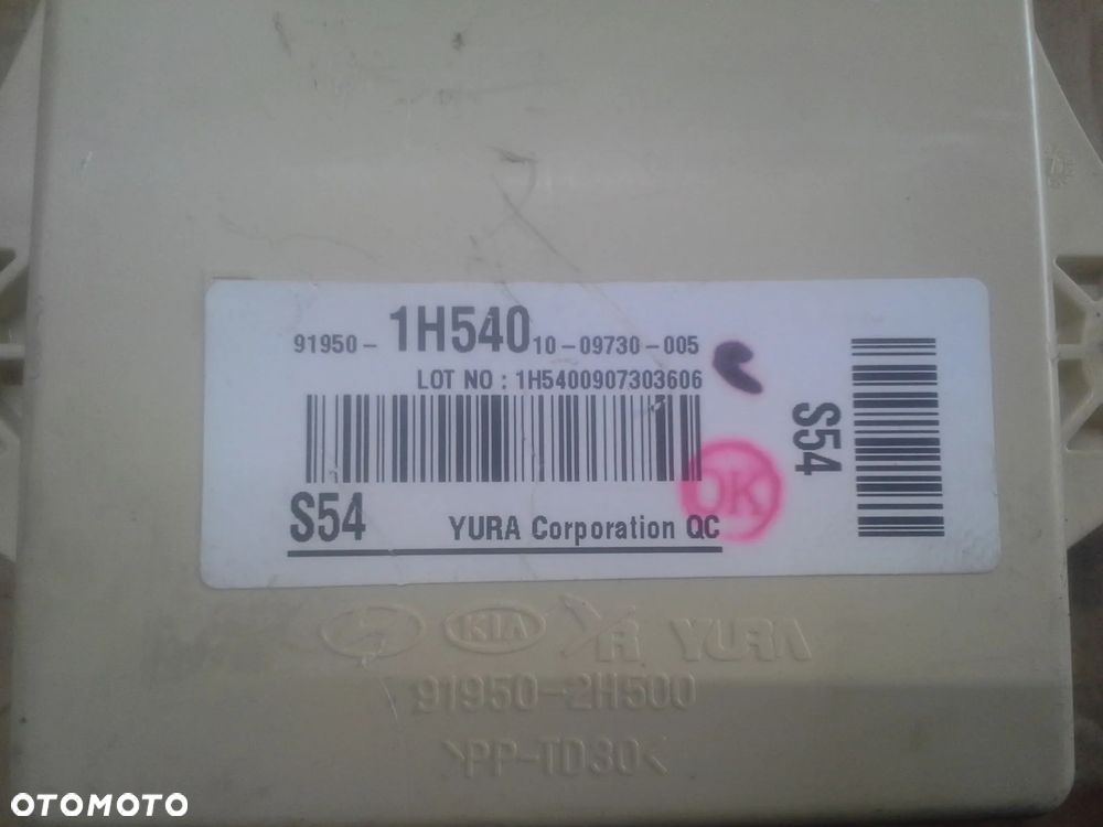 Kia Ceed I 1.4 46tys.km G4FA zestaw startowy komputer 39119-2B260 immo stacyjka moduły klucze i inne - 15