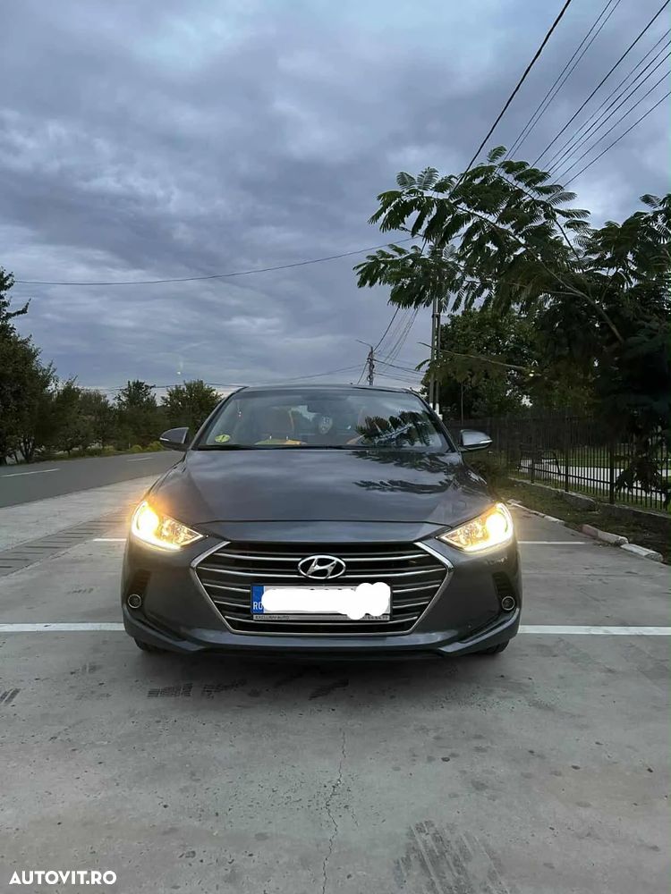 Hyundai Elantra 1.6 MPi Highway - 2