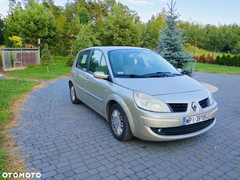Renault Scenic - 1