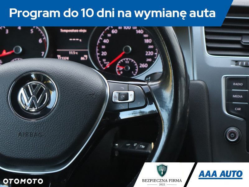 Volkswagen Golf - 19