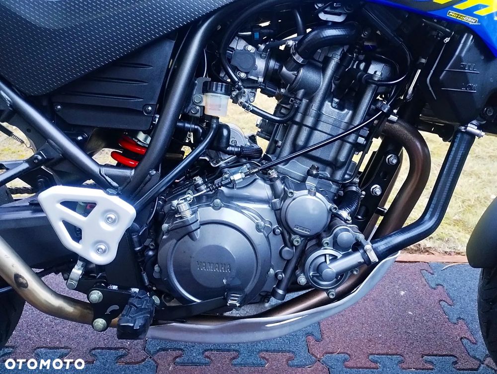 Yamaha XT - 15