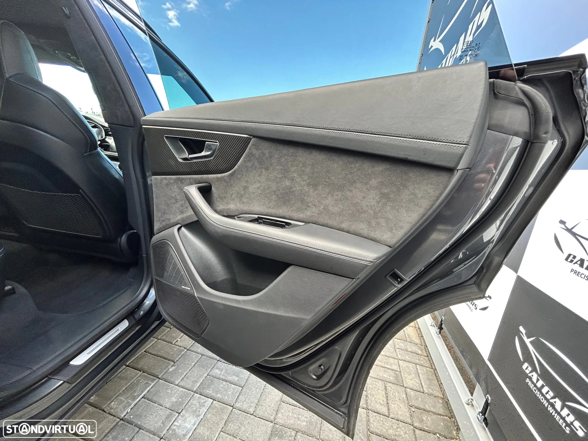 Audi RS Q8 4.0 TFSI quattro Tiptronic - 46