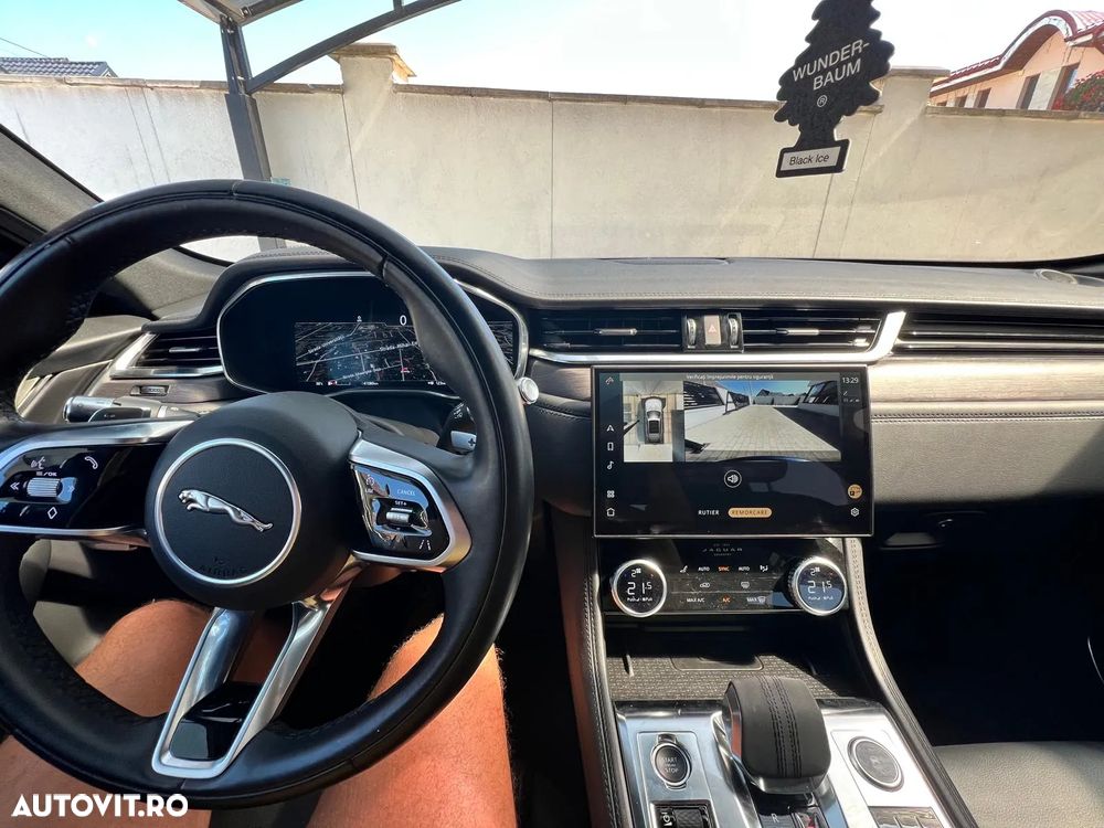 Jaguar F-Pace D200 AWD - 5