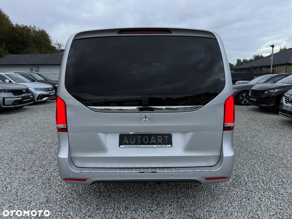 Mercedes-Benz Klasa V 300 d lang 4Matic 9G-TRONIC Avantgarde Edition - 13