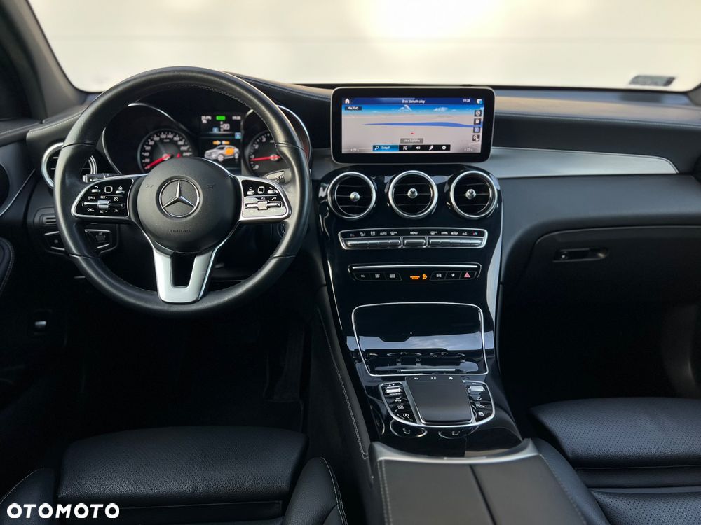 Mercedes-Benz GLC 200 - 24