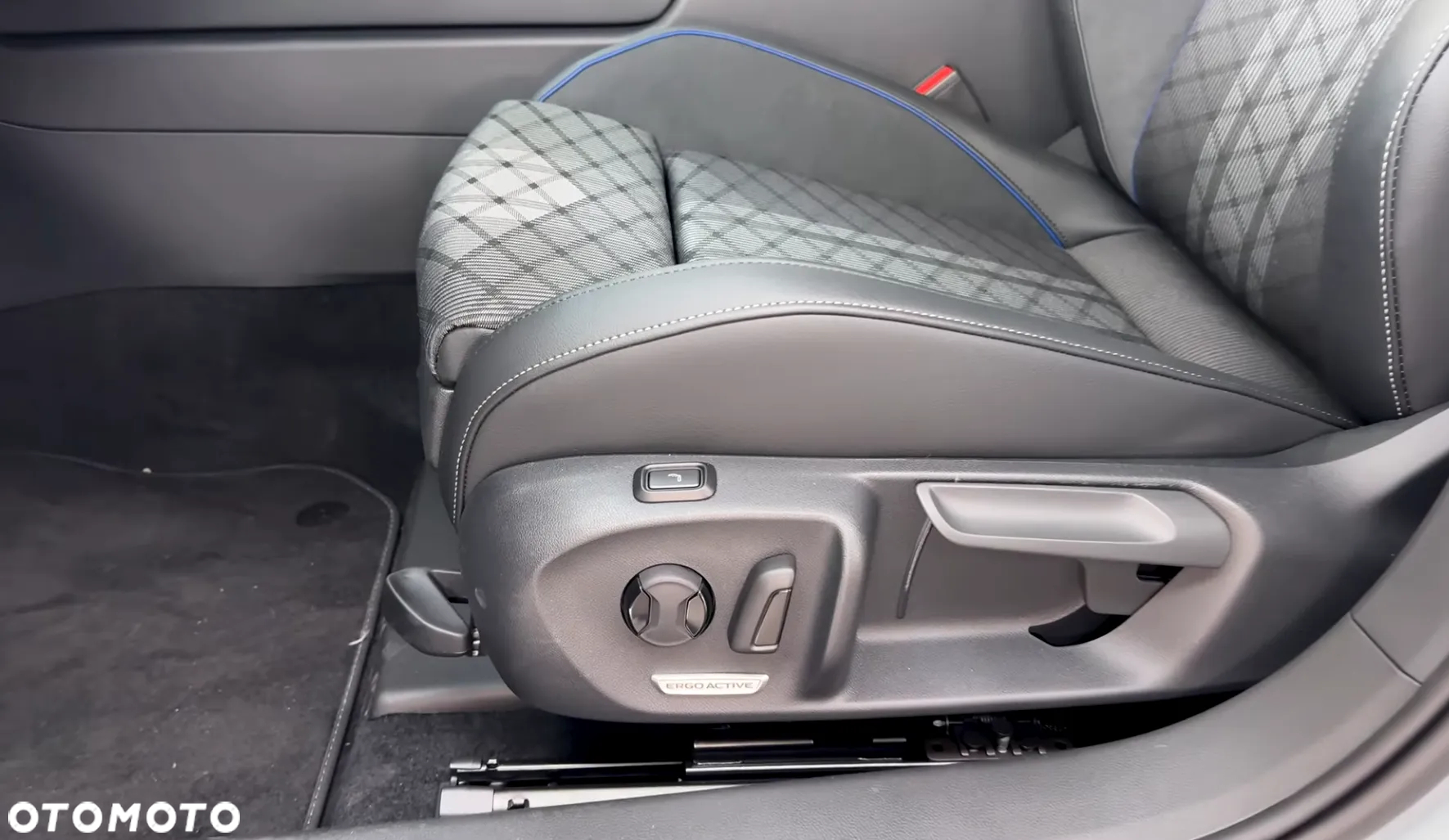 Volkswagen Passat 2.0 TSI R-Line DSG - 9
