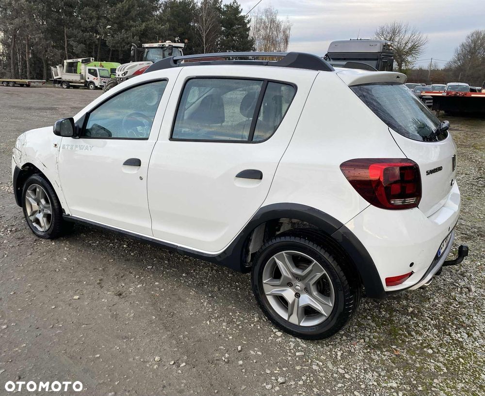 Dacia Sandero Stepway - 8