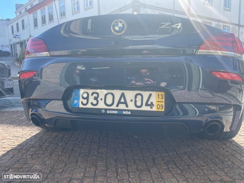 BMW Z4 35 is Auto - 16