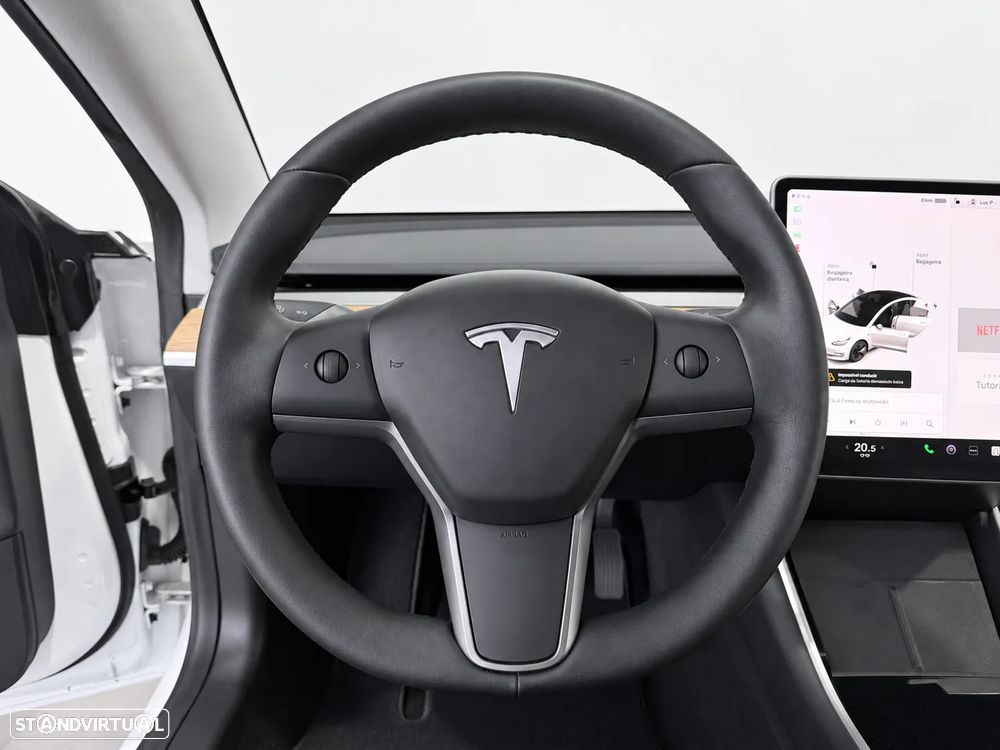 Tesla Model 3 Standard Range Plus RWD - 24