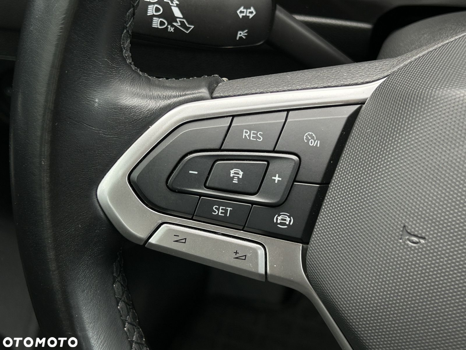 Volkswagen Tiguan - 21