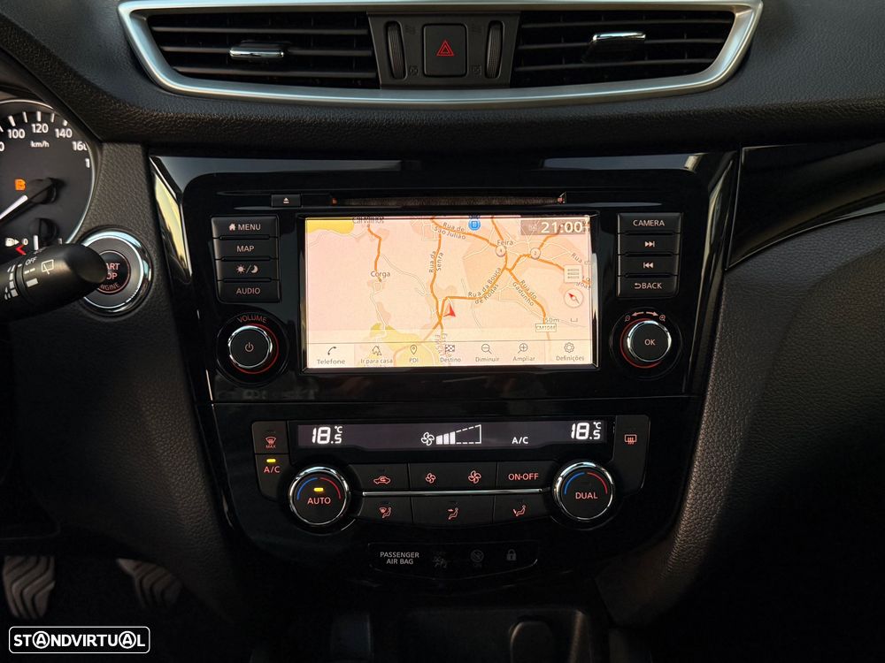 Nissan Qashqai 1.5 dCi N-Connecta J18 - 17