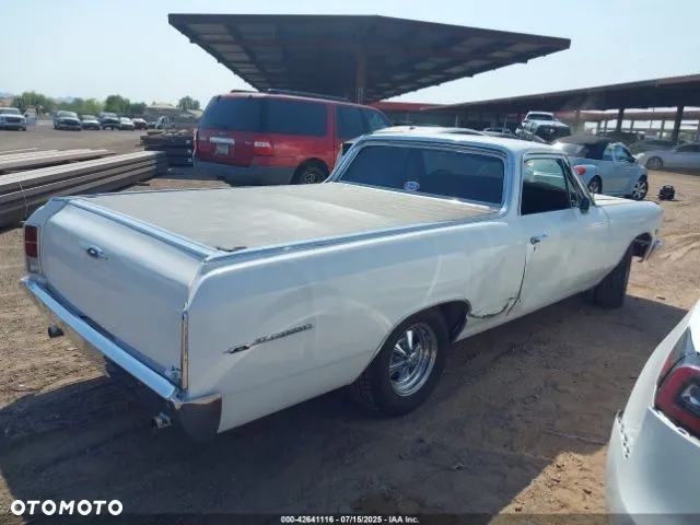 Chevrolet El Camino - 4