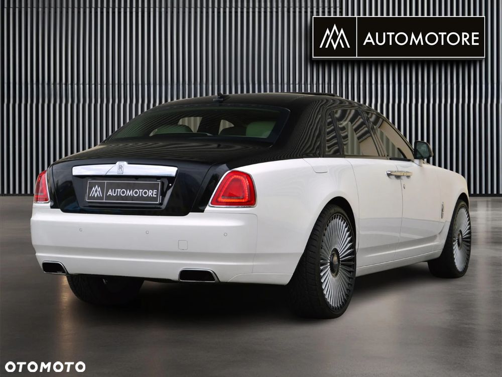 Rolls-Royce Ghost Standard - 8