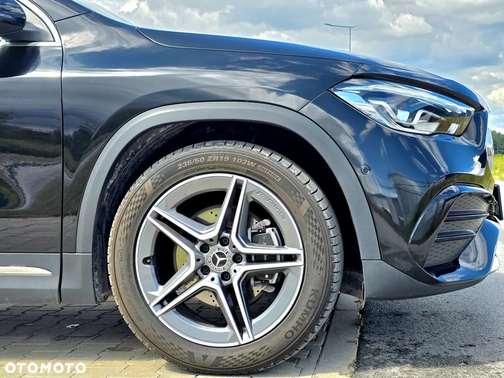 Mercedes-Benz GLA 200 d 8G-DCT AMG Line - 9