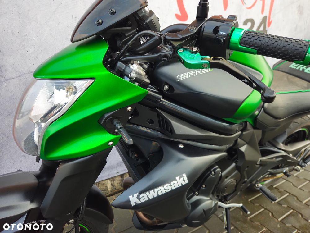 Kawasaki ER - 12