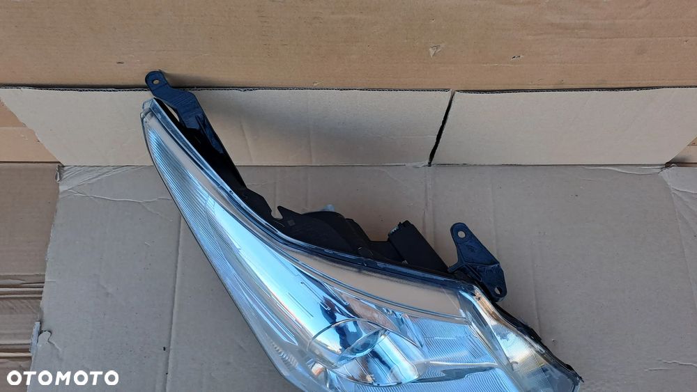 TOYOTA AVENSIS T25 08-11 PRAWA LAMPA SOCZEWKA H279GR-DE - 5