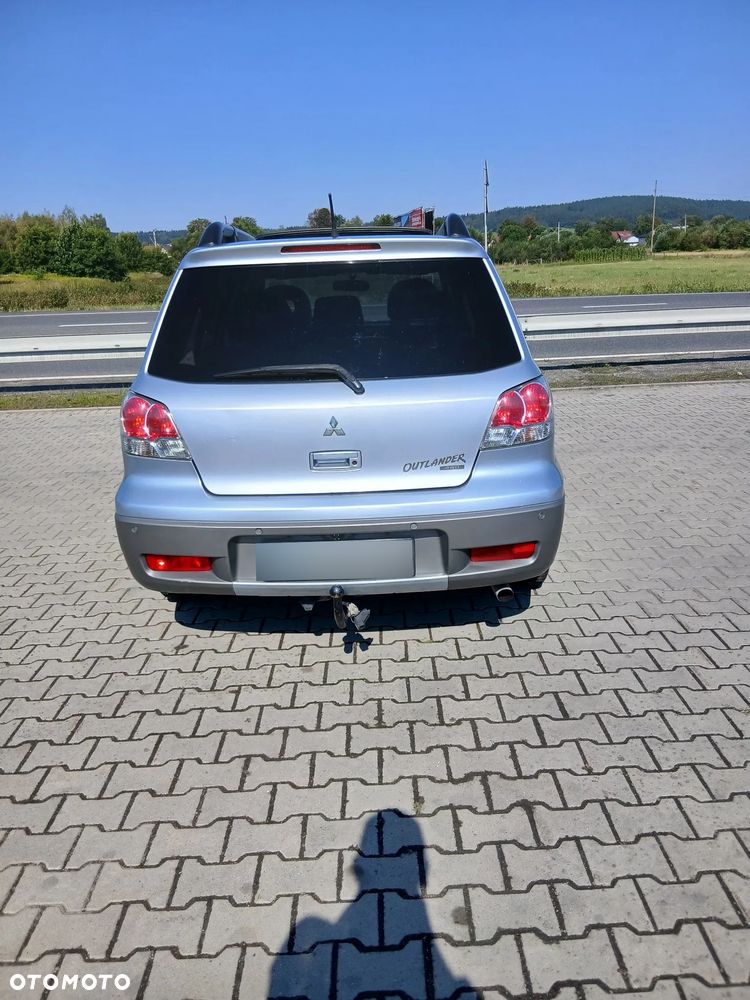 Mitsubishi Outlander 2.0 Comfort 4WD - 4