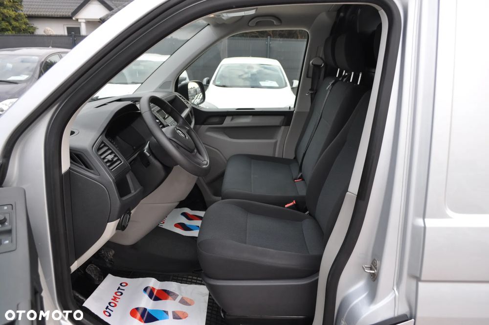 Volkswagen Transporter - 12
