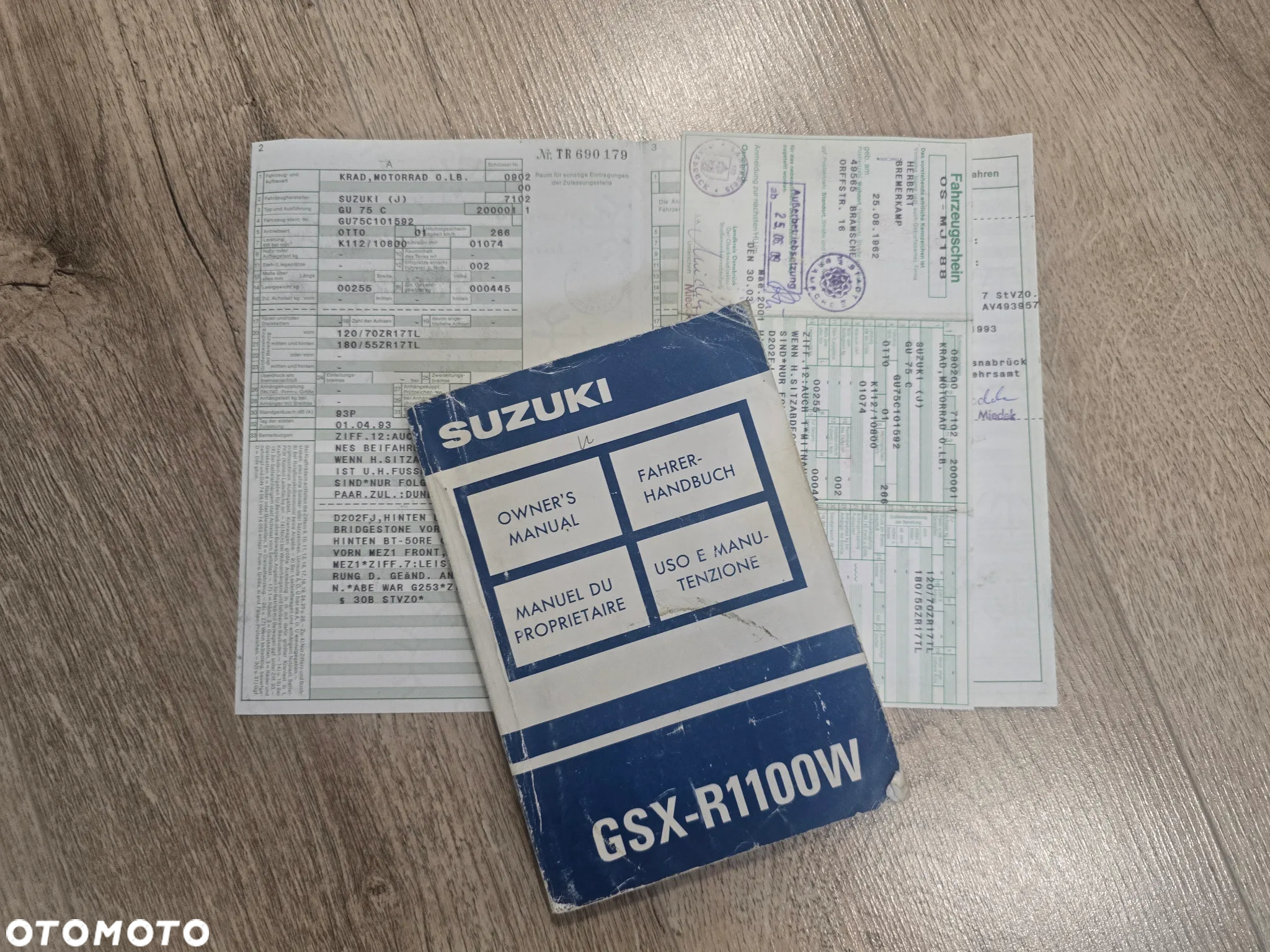 Suzuki GSX-R - 23