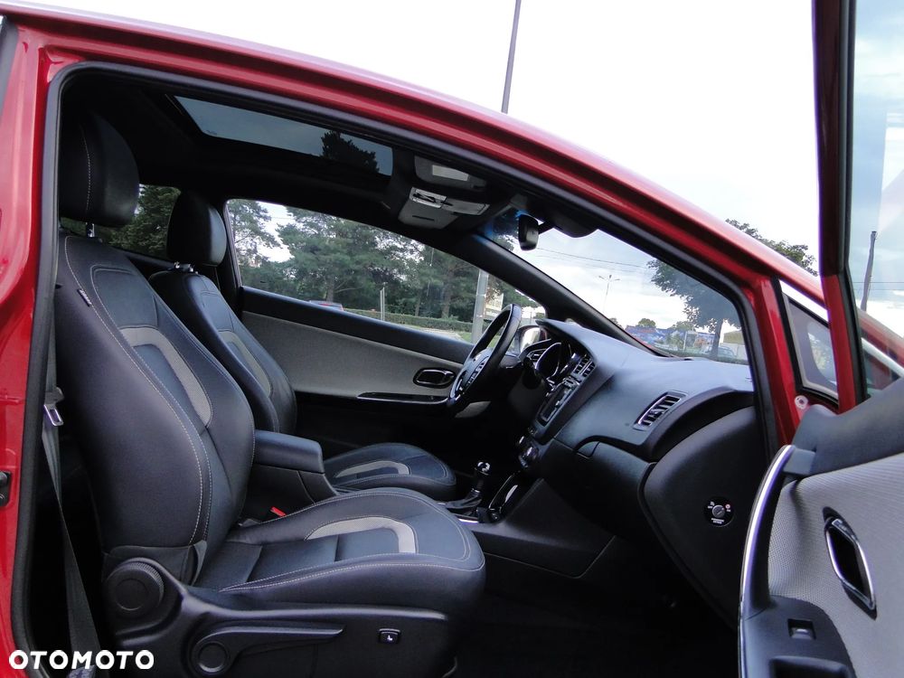 Kia ProCeed 1.6 GDI DCT Spirit - 19