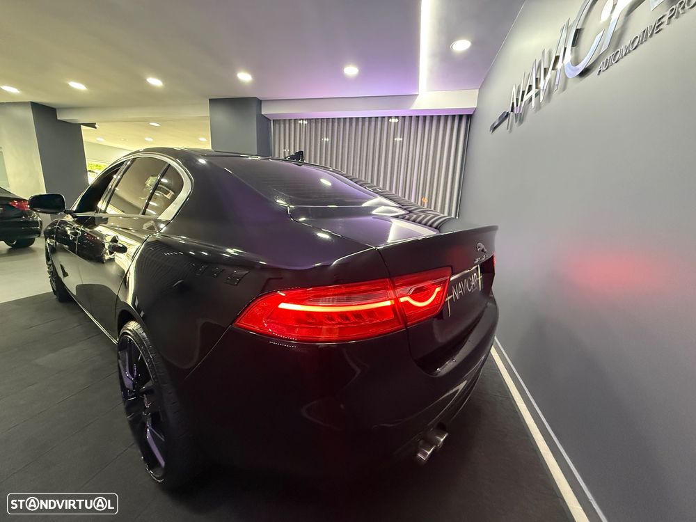 Jaguar XE 2.0 D Portfolio Aut. - 9