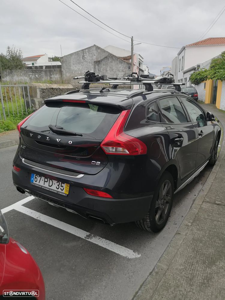 Volvo V40 Cross Country - 4