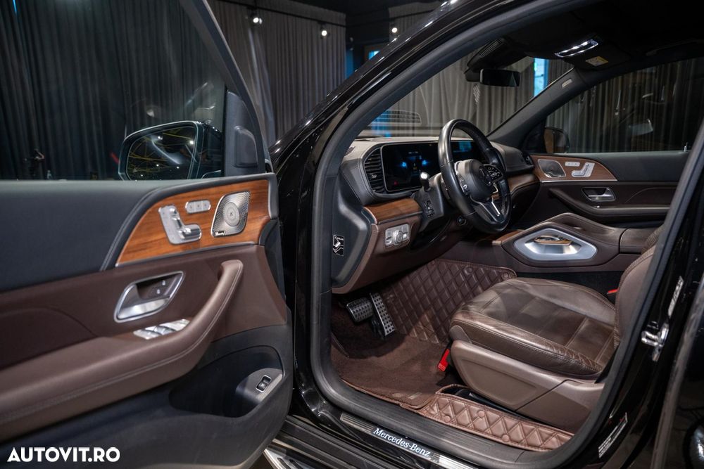Mercedes-Benz GLS - 25