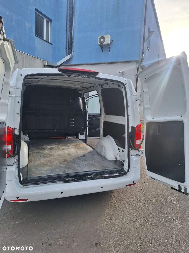 Mercedes-Benz Vito Mixto 447.703 - 8