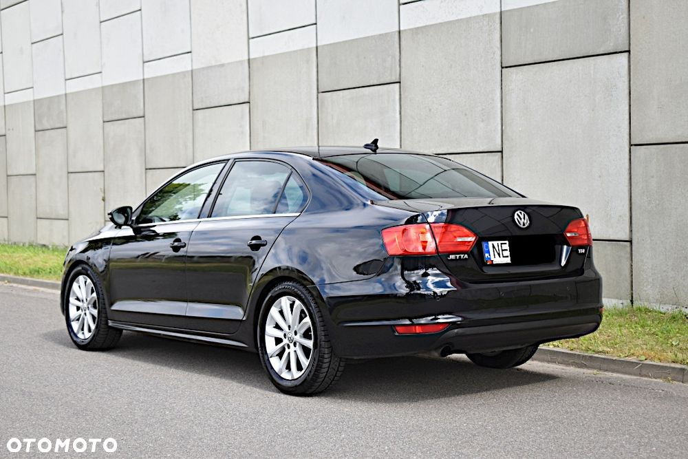 Volkswagen Jetta - 17