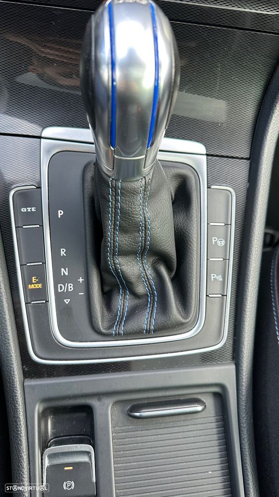 VW Golf - 16