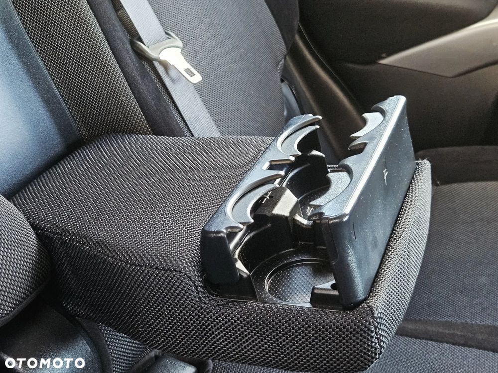 Mitsubishi Outlander 2.0 2WD Edition - 30