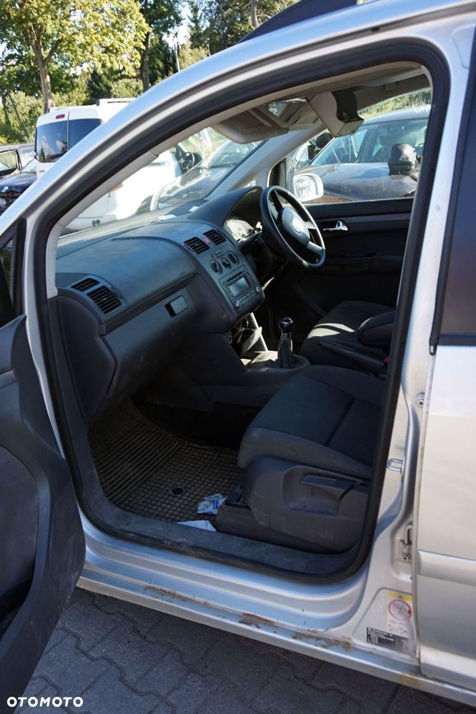 VOLKSWAGEN TOURAN I 1T 2006 LA7W 1.9 TDI BXE 105KM GQN SREBRNY na części - 13
