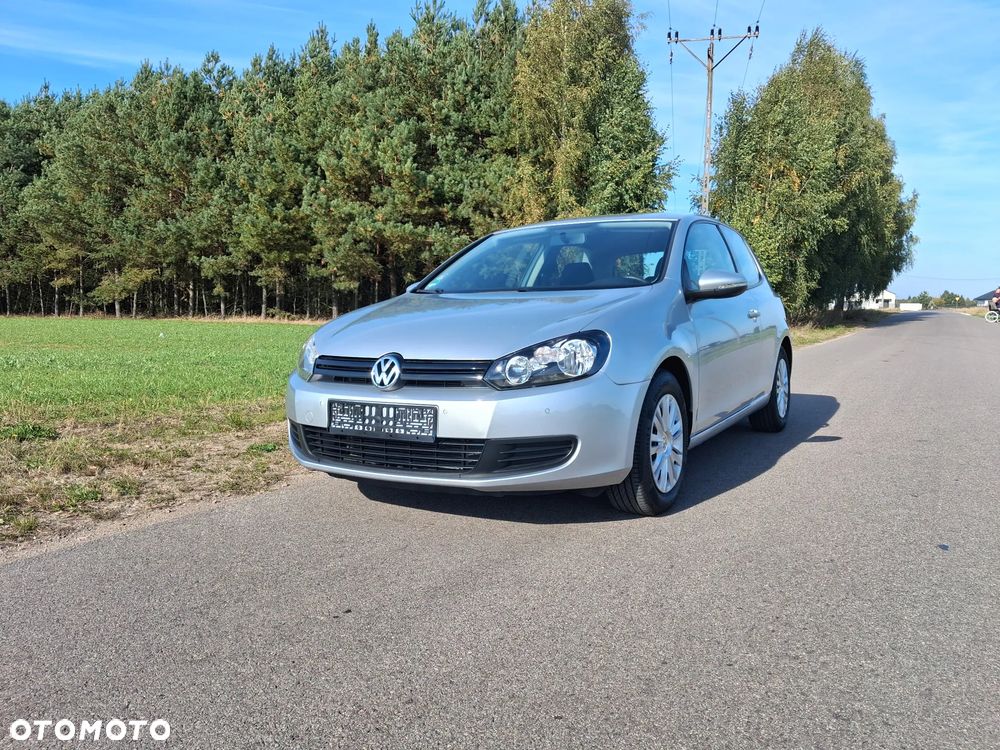 Volkswagen Golf - 1