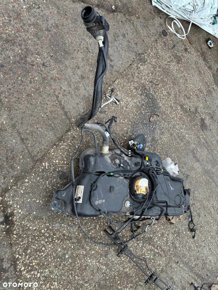 Zbiornik paliwa Peugeot Citroen Opel - 1