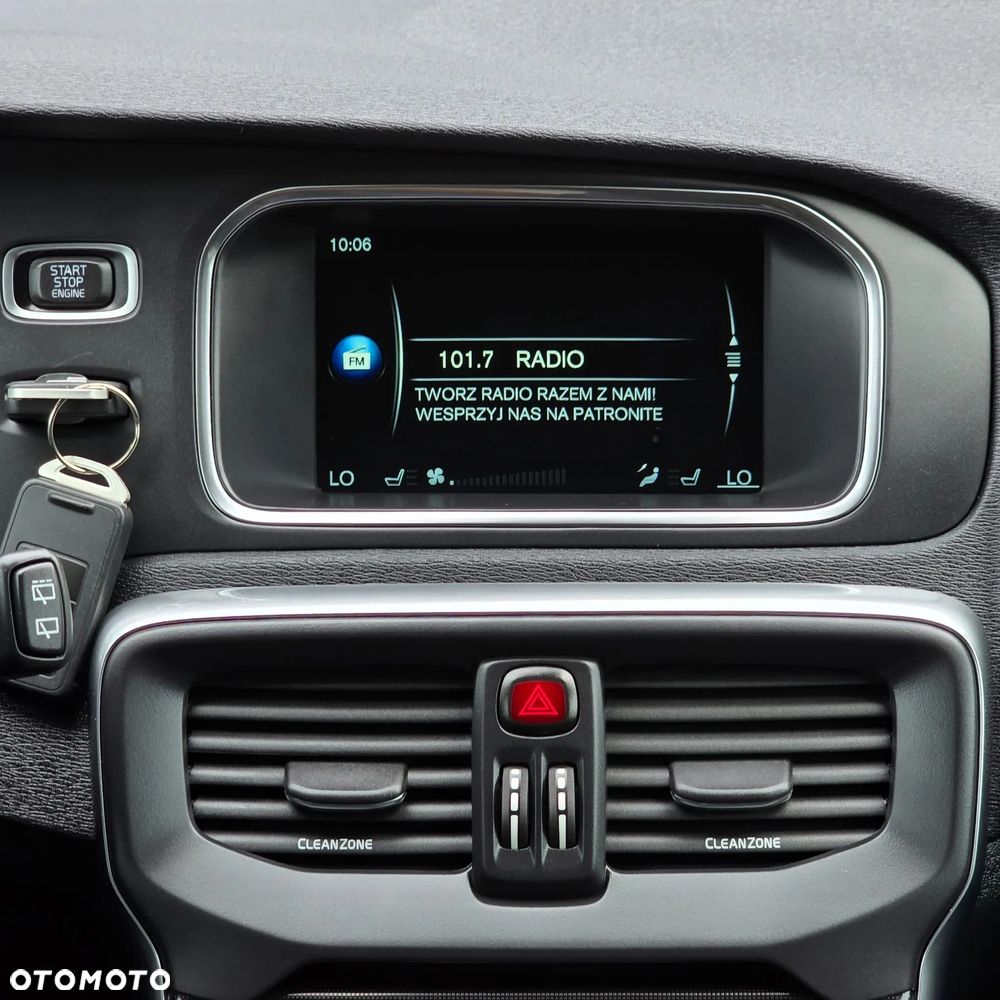 Volvo V40 D2 Drive-E Summum - 25