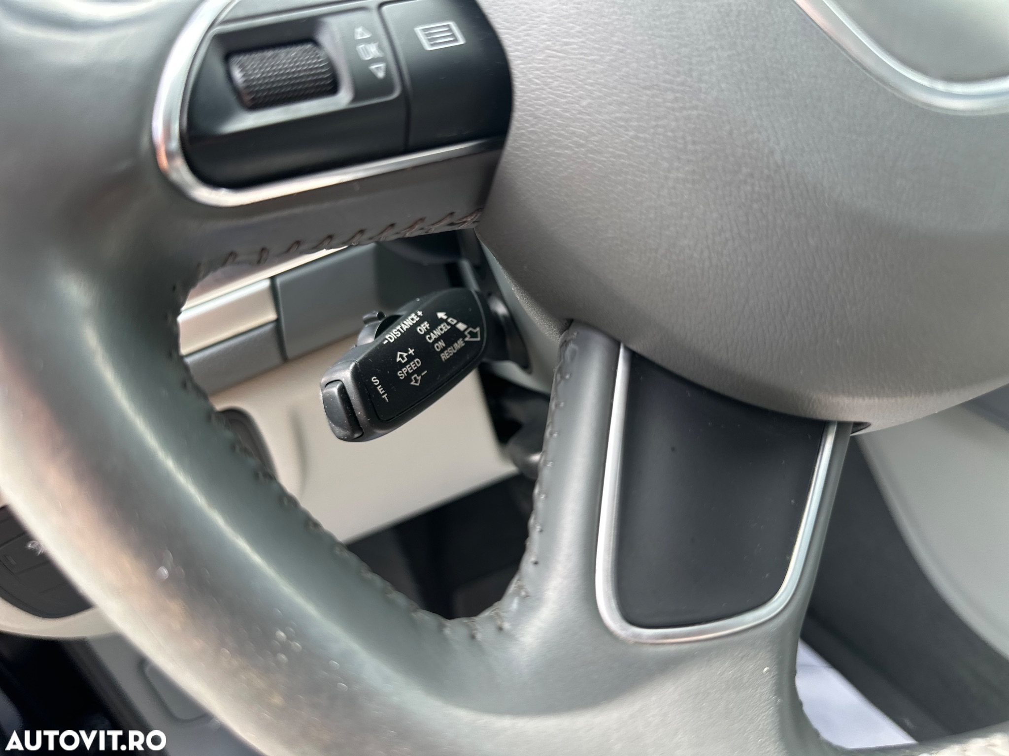 Audi A6 Avant 2.0 TDI Ultra S tronic - 15