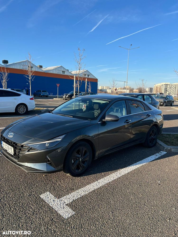 Hyundai Elantra 1.6 l 123 CP CVT Comfort - 3