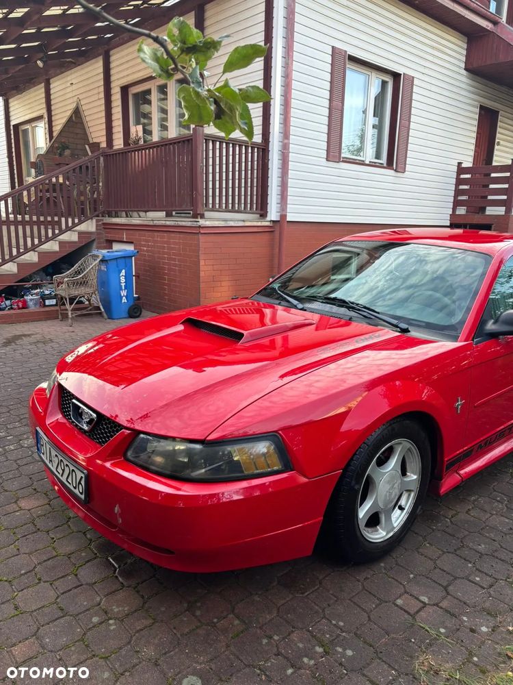 Ford Mustang - 2