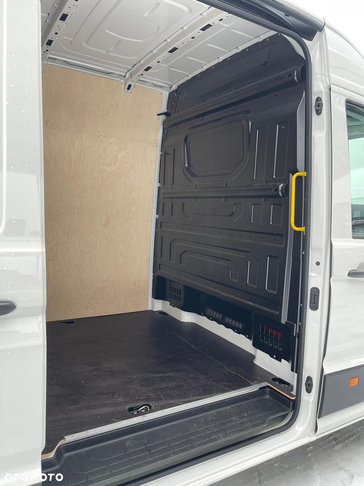 Volkswagen Crafter - 8