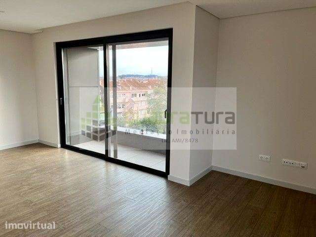 Apartamento T3 | Boavista | Suite | c/ Varanda - Grande imagem: 2/25