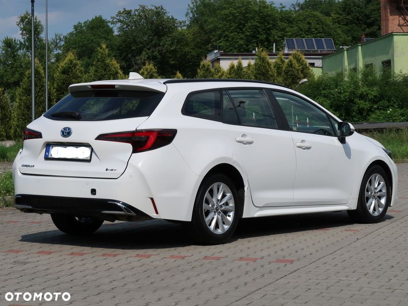 Toyota Corolla 1.8 Hybrid Comfort - 3