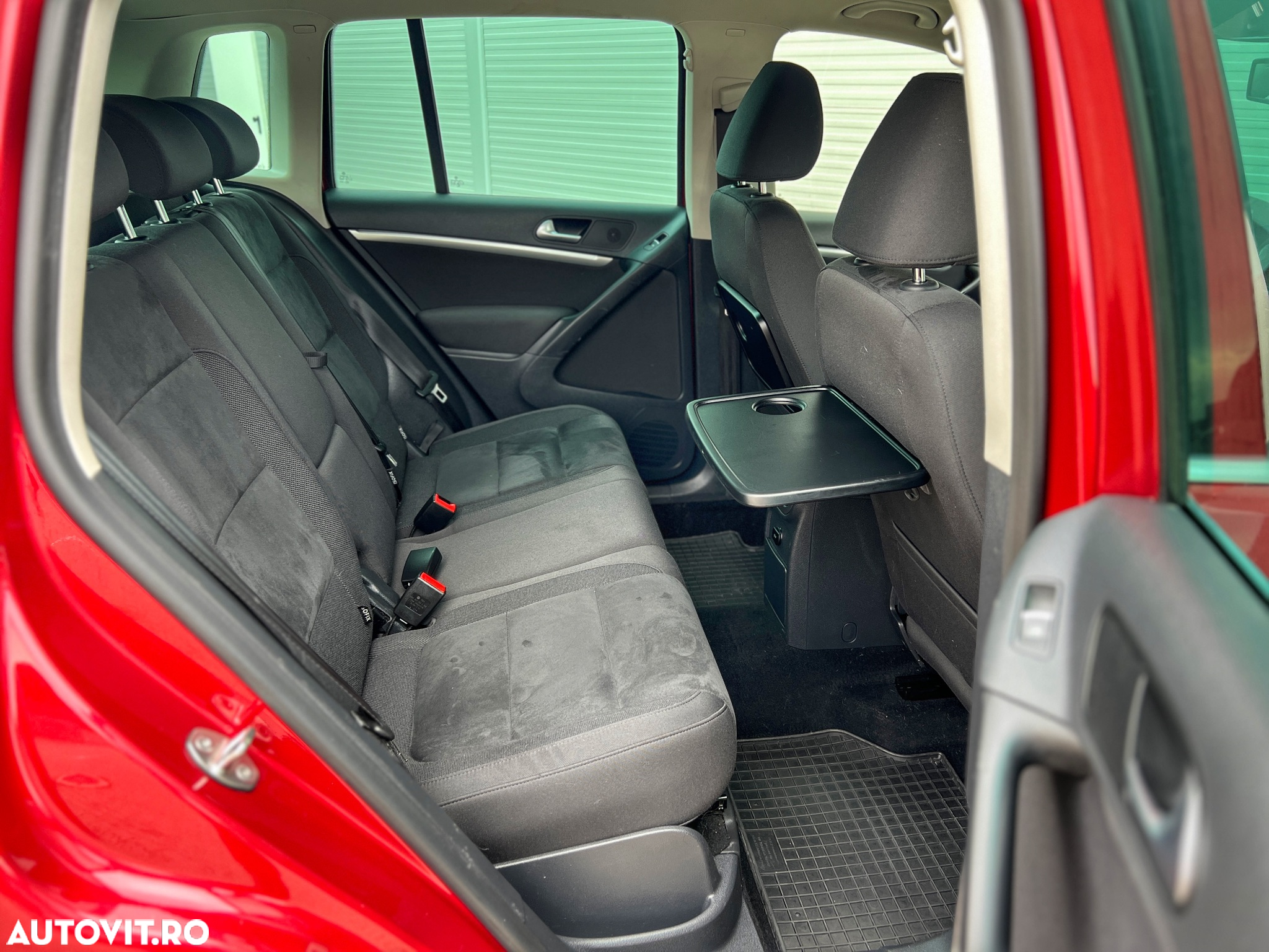 Volkswagen Tiguan 2.0 TDI 4Motion Track & Field - 11
