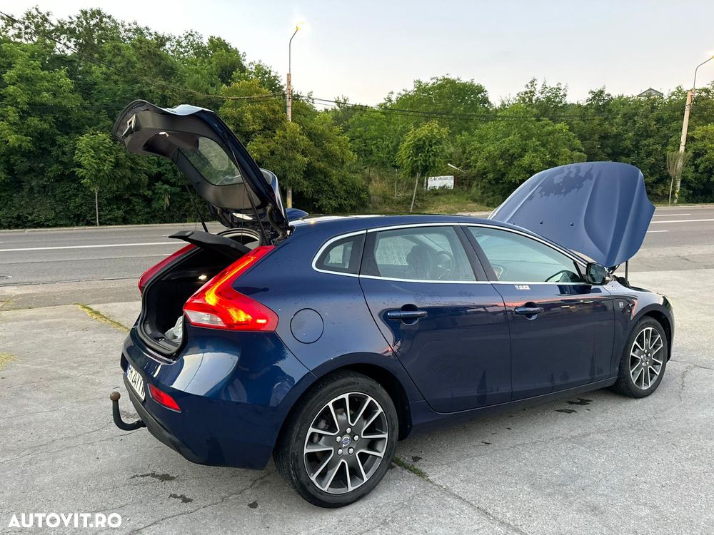 Volvo V40 D2 Momentum - 7